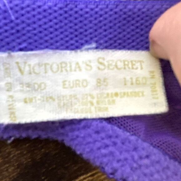 Victorias Secret Gold Label vintage purple lace bra corset front 38DD - Picture 6 of 7